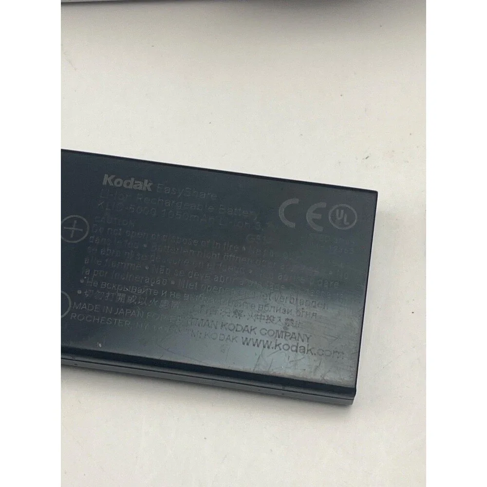 Kodak EasyShare LS443 4MP Digital Camera Parts Repair + 2 Batteries Charger Case